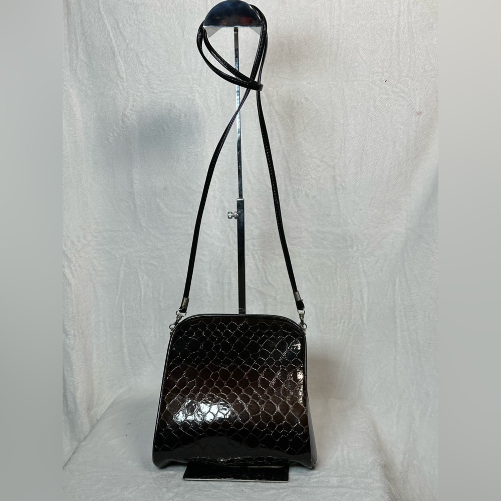 Elegant Black Crossbody Bag - Picture 2 of 5